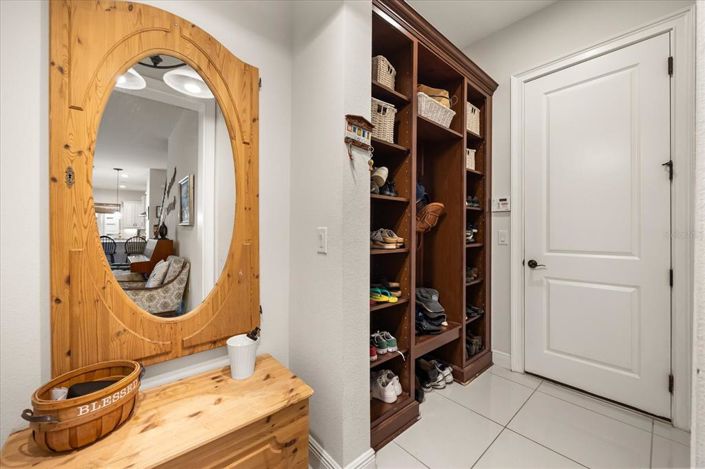 Image No.19-6 Bed Property for sale