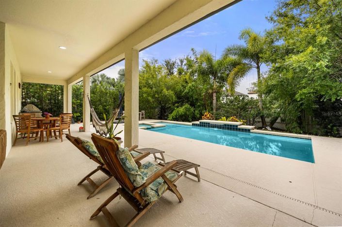 Image No.37-6 Bed Property for sale