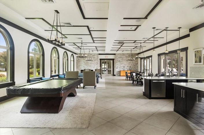 Image No.41-6 Bed Property for sale