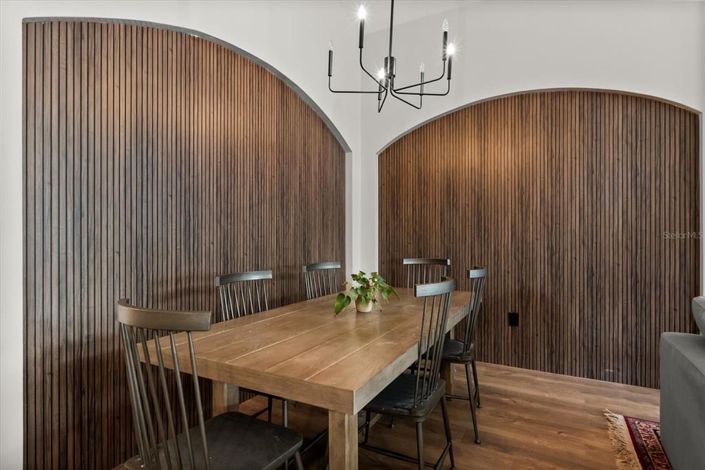 Image No.30-4 Bed Property for sale