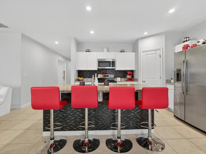 Image No.13-4 Bed Property for sale