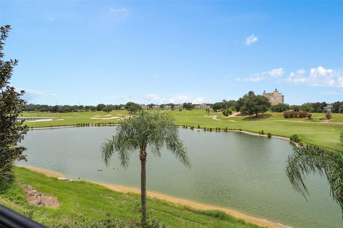 Image No.3-5 Bed Property for sale