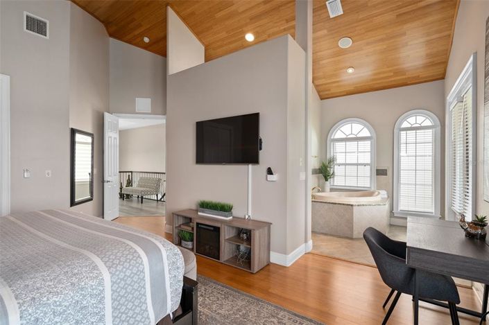 Image No.34-5 Bed Property for sale