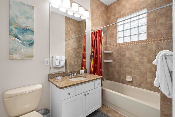 Image No.47-5 Bed Property for sale