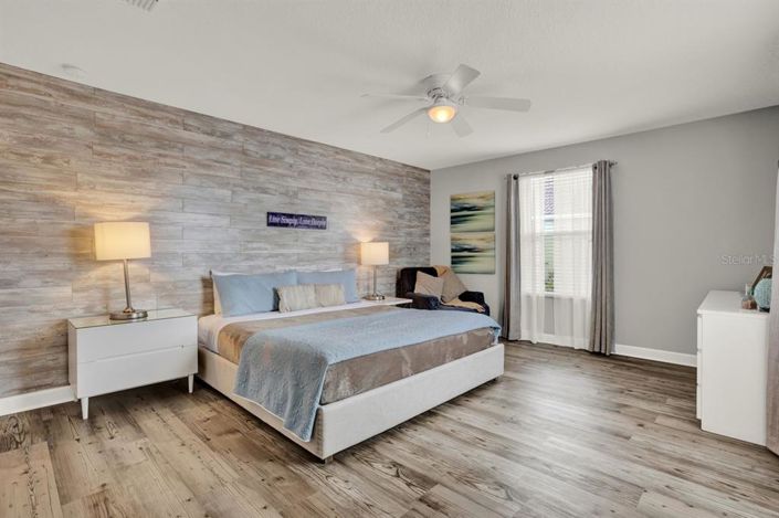 Image No.23-5 Bed Property for sale