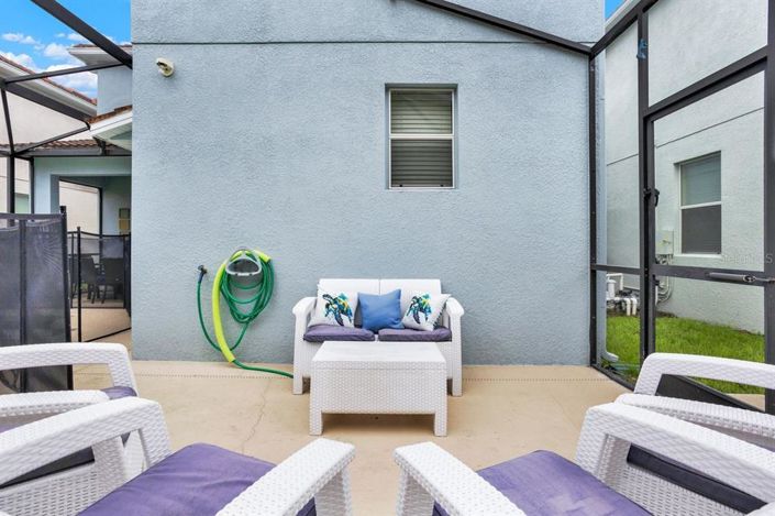 Image No.38-5 Bed Property for sale