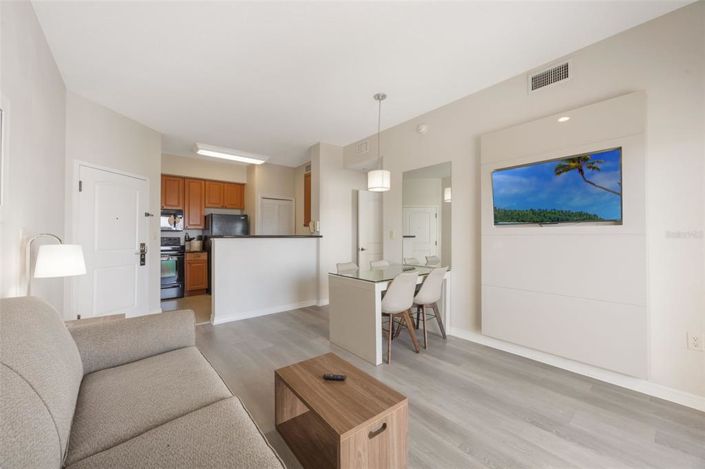 Image No.7-2 Bed Property for sale