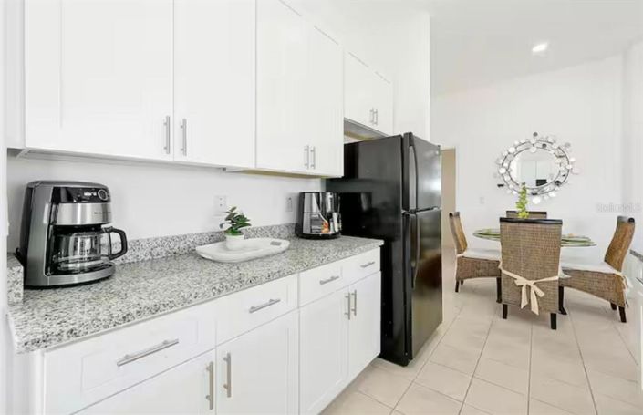 Image No.4-5 Bed Property for sale