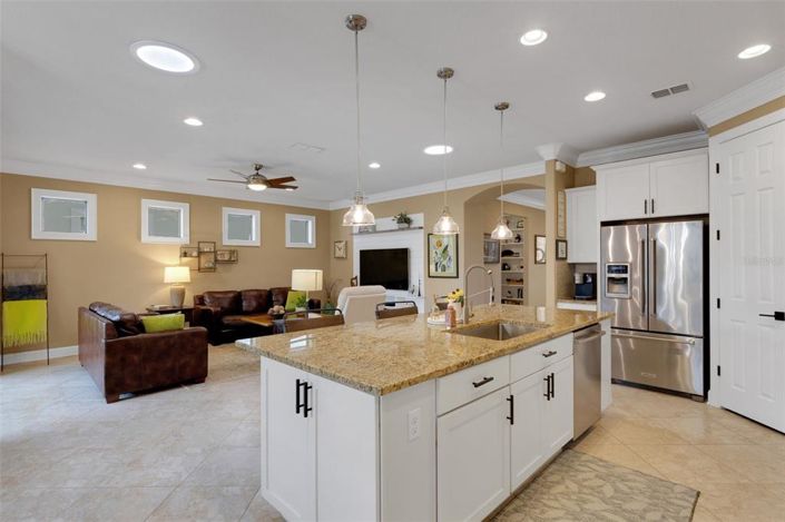 Image No.19-2 Bed Property for sale