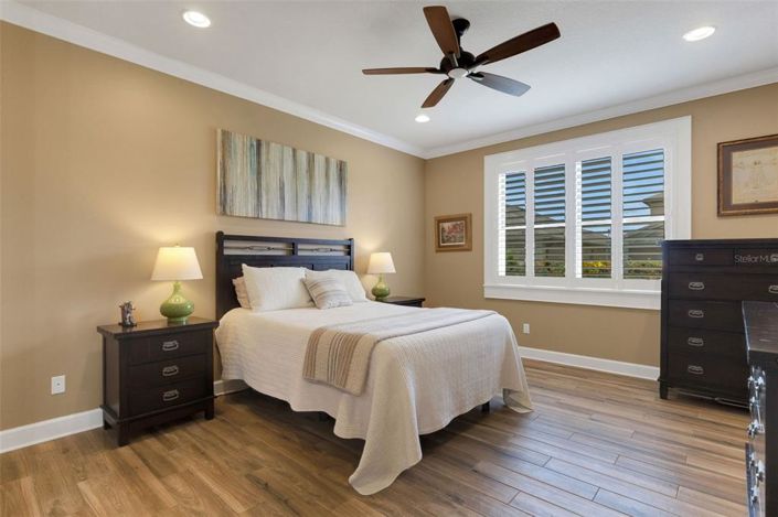 Image No.20-2 Bed Property for sale