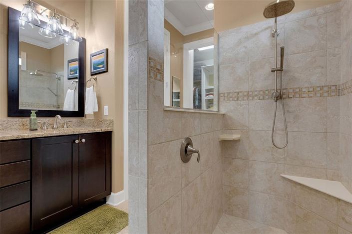 Image No.27-2 Bed Property for sale