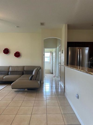 Image No.10-3 Bed Property for sale