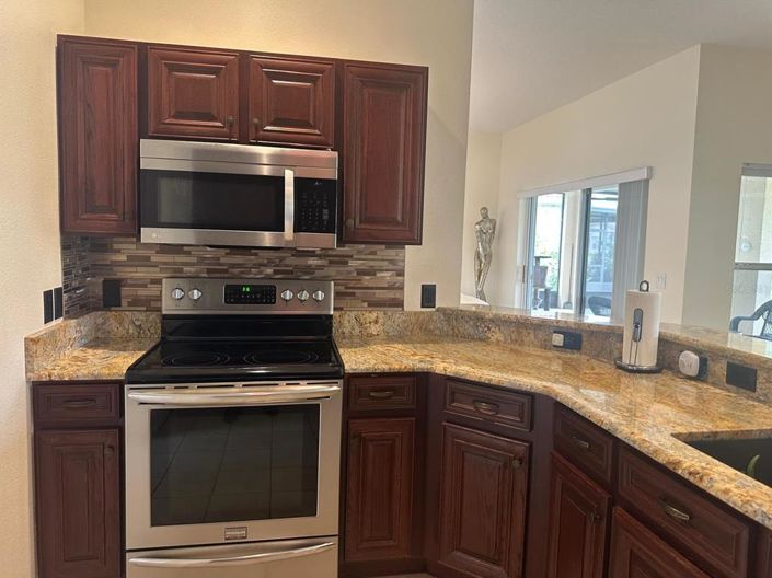 Image No.14-3 Bed Property for sale