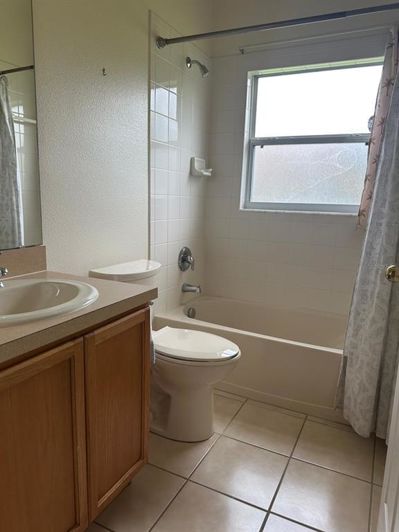 Image No.31-3 Bed Property for sale