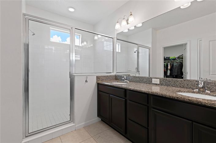 Image No.38-4 Bed Property for sale