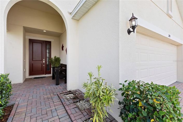 Image No.4-4 Bed Property for sale