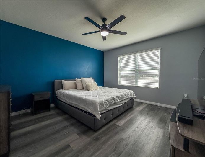 Image No.19-3 Bed Property for sale