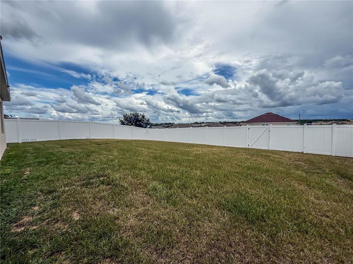 Image No.27-3 Bed Property for sale