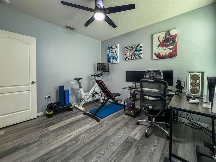 Image No.9-3 Bed Property for sale