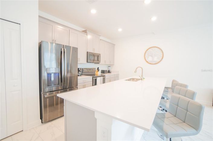 Image No.15-4 Bed Townhouse for sale