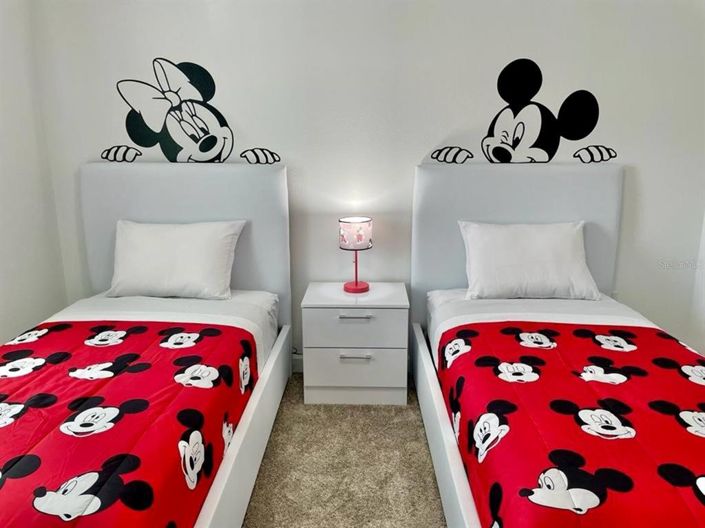 Image No.14-4 Bed Townhouse for sale