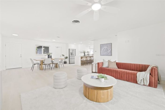 Image No.4-3 Bed Property for sale