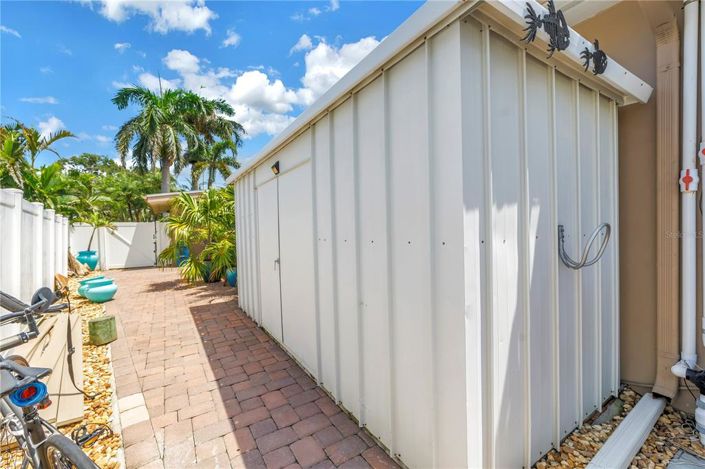 Image No.43-3 Bed Property for sale