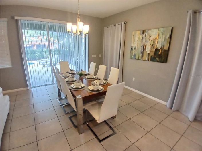 Image No.27-5 Bed Property for sale