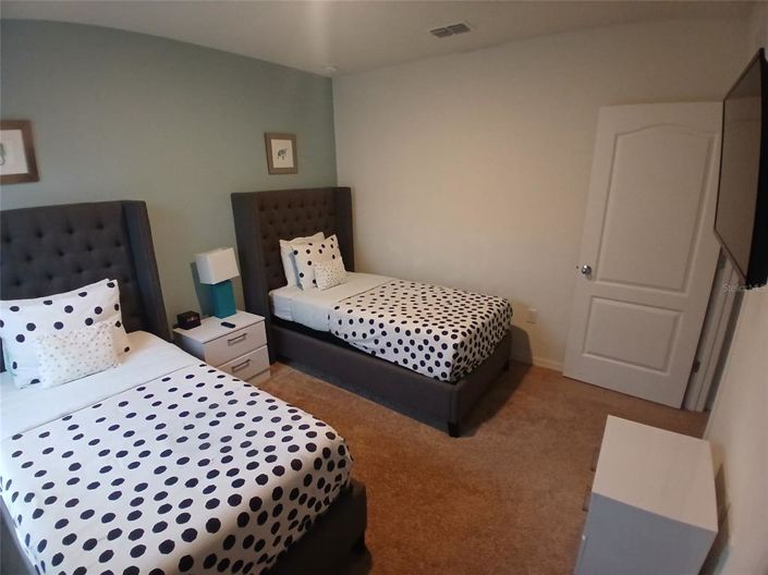 Image No.37-5 Bed Property for sale