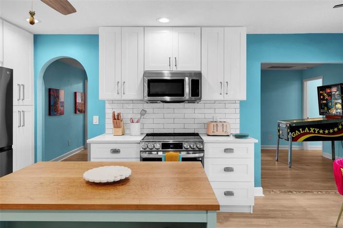 Image No.16-3 Bed Property for sale