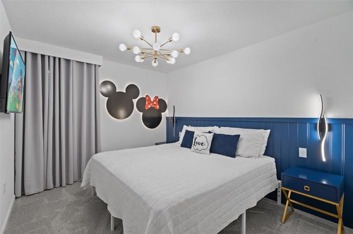 Image No.10-6 Bed Townhouse for sale