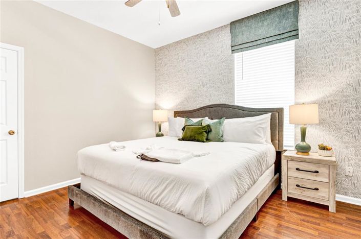 Image No.11-5 Bed Property for sale