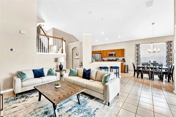 Image No.30-5 Bed Property for sale