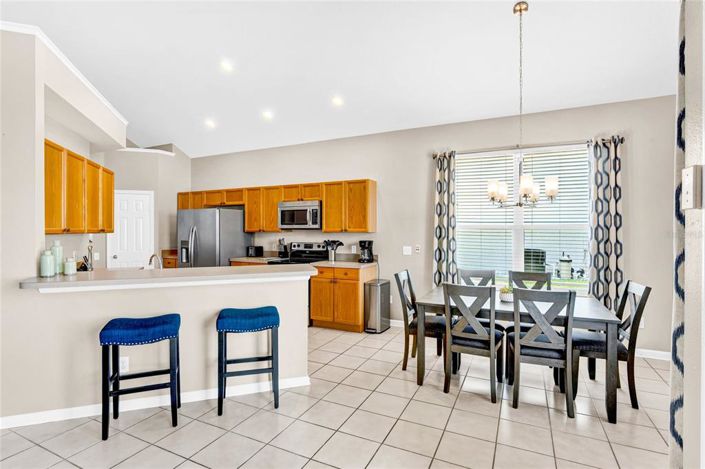 Image No.32-5 Bed Property for sale