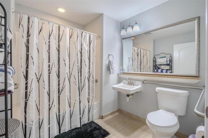 Image No.12-1 Bed Property for sale