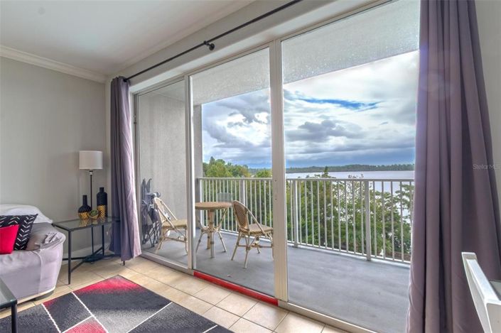 Image No.4-1 Bed Property for sale