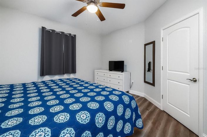 Image No.8-1 Bed Property for sale