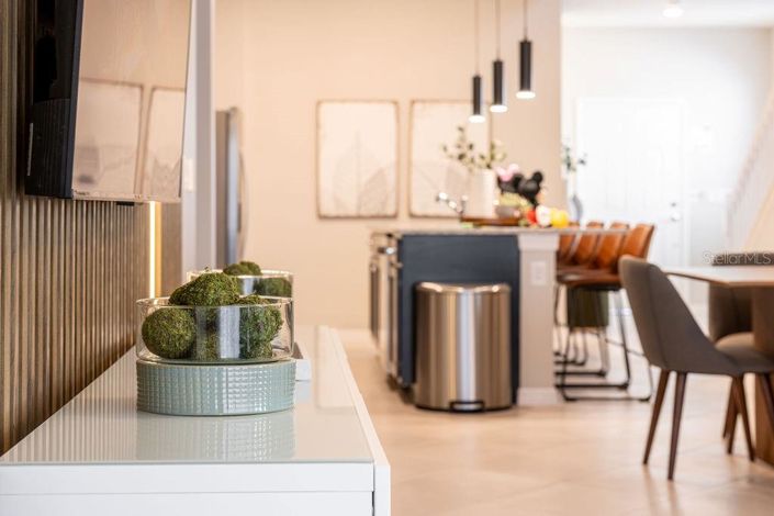 Image No.13-7 Bed Property for sale