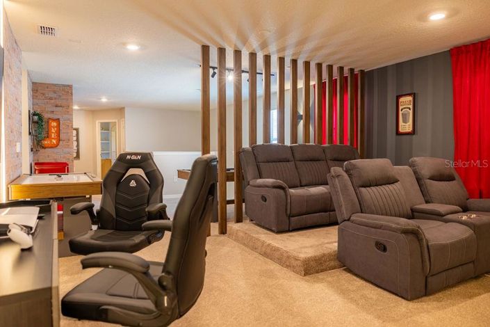 Image No.55-7 Bed Property for sale