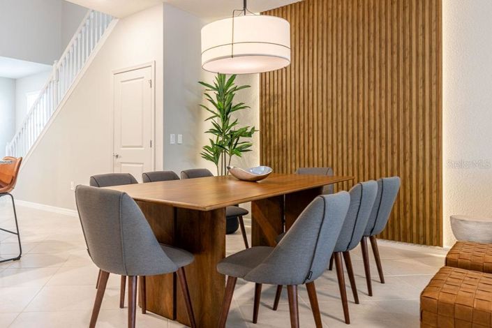 Image No.6-7 Bed Property for sale