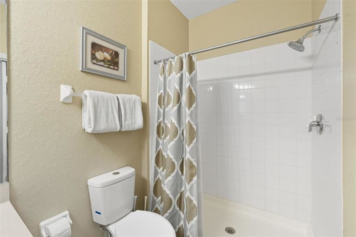 Image No.18-3 Bed Property for sale