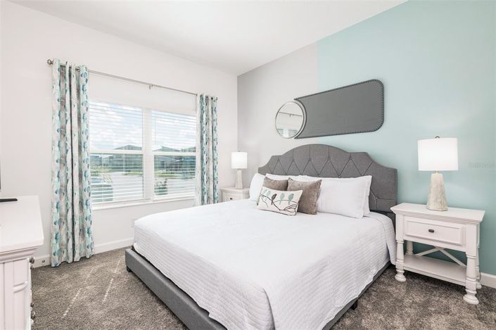 Image No.11-4 Bed Townhouse for sale