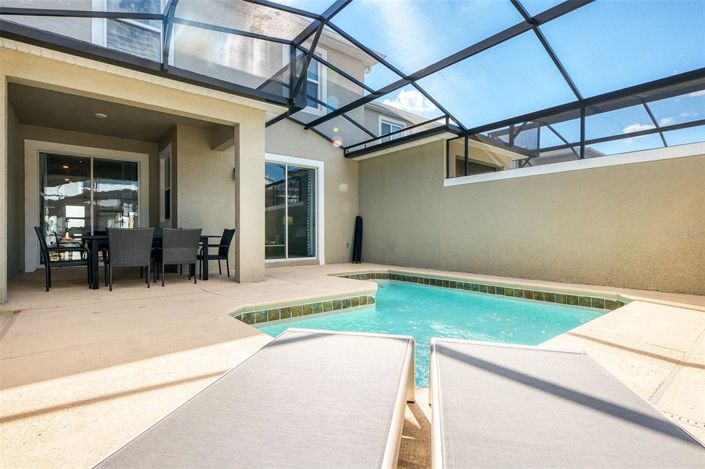 Image No.22-4 Bed Townhouse for sale