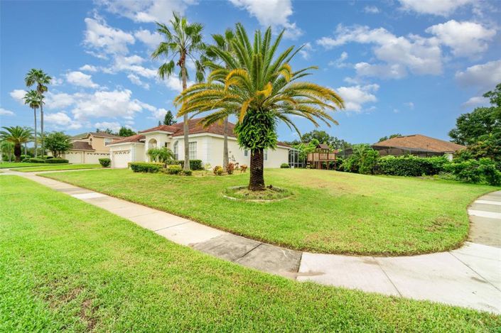 Image No.2-4 Bed Property for sale