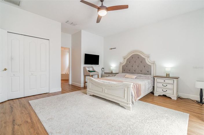 Image No.33-4 Bed Property for sale