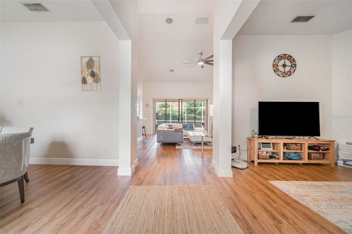 Image No.6-4 Bed Property for sale