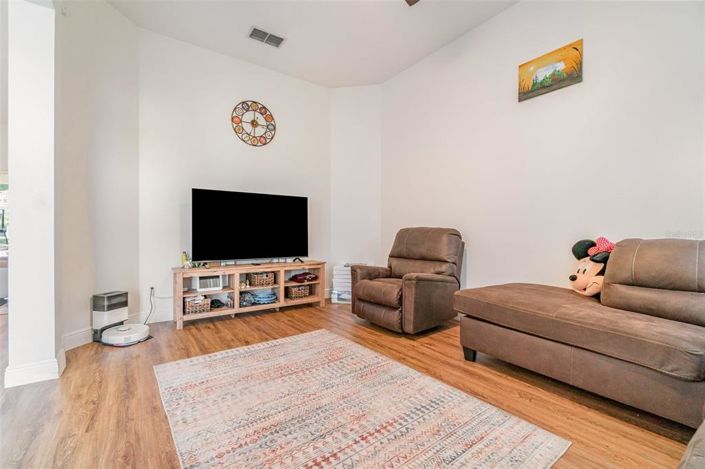 Image No.8-4 Bed Property for sale