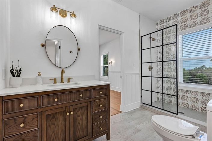 Image No.18-4 Bed Property for sale