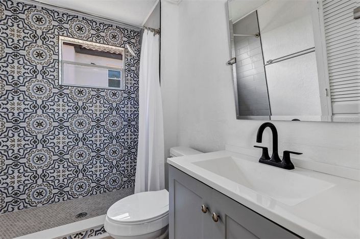 Image No.26-4 Bed Property for sale