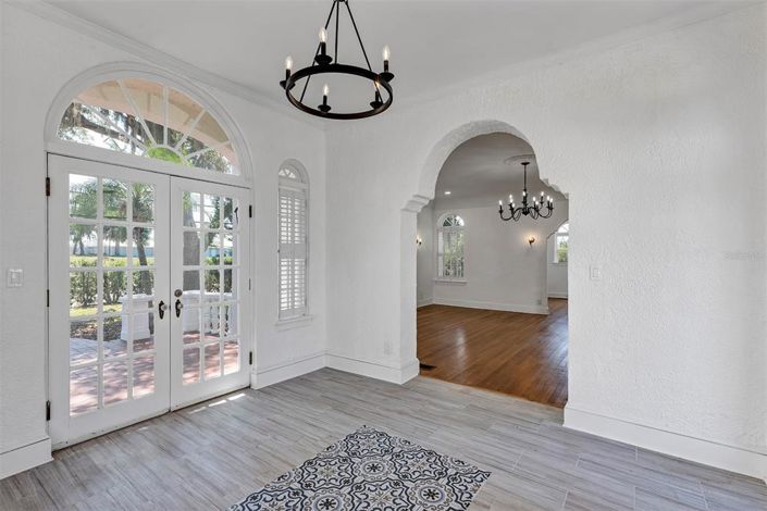 Image No.5-4 Bed Property for sale